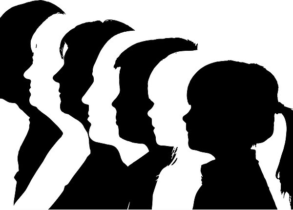 Vektor-Silhouetten der Familie in schwarz-weiß