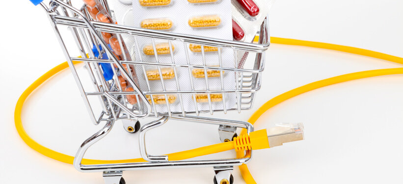 Einkaufswagen mit Tabletten