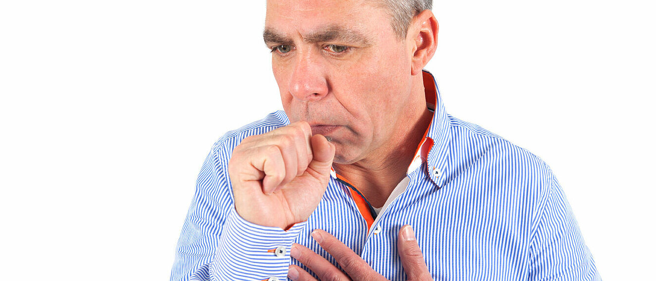 Mann hustet © Janina Dierks / stock.adobe.com